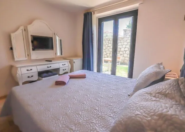 Butik 3* Alaçatı